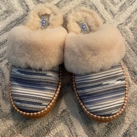 UGG | Shoes | Ugg Slippers Size 6 